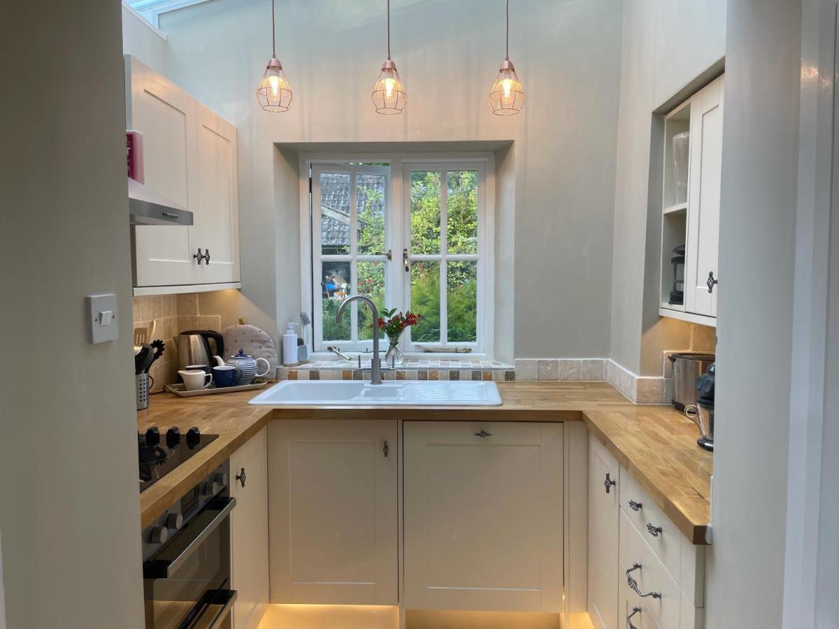 Gorgeous Country Cottage On Outskirts Of Bath With Wood Fired Hot Tub Midford Exterior foto